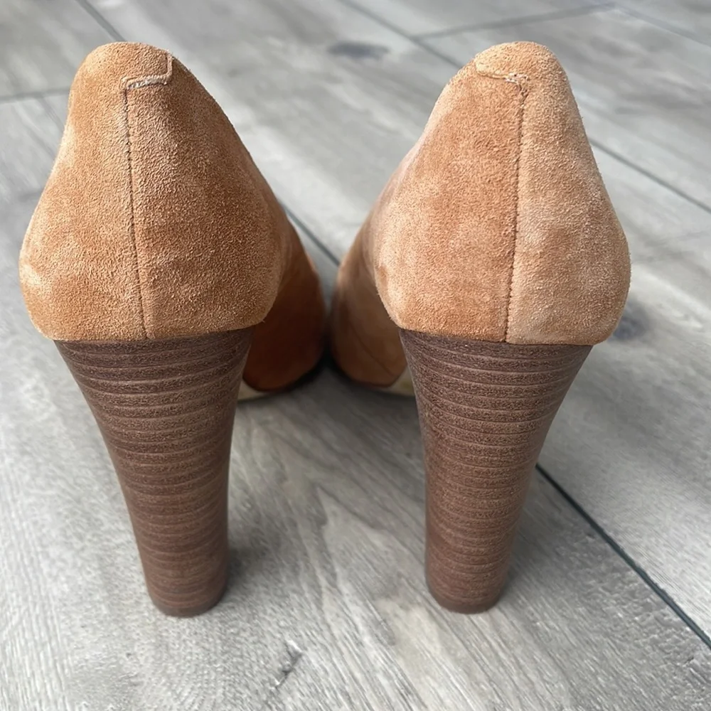 BCBGenteration Women Tan leather Heels Shoes Size 9.5 M